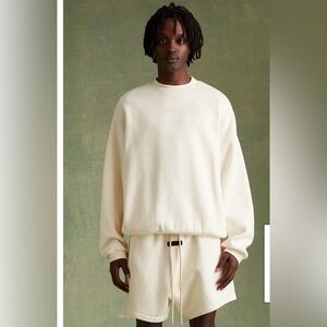 NWT Fear of God ESSENTIALS Cloud Dancer Crew Neck Sweatshirt - SMALL